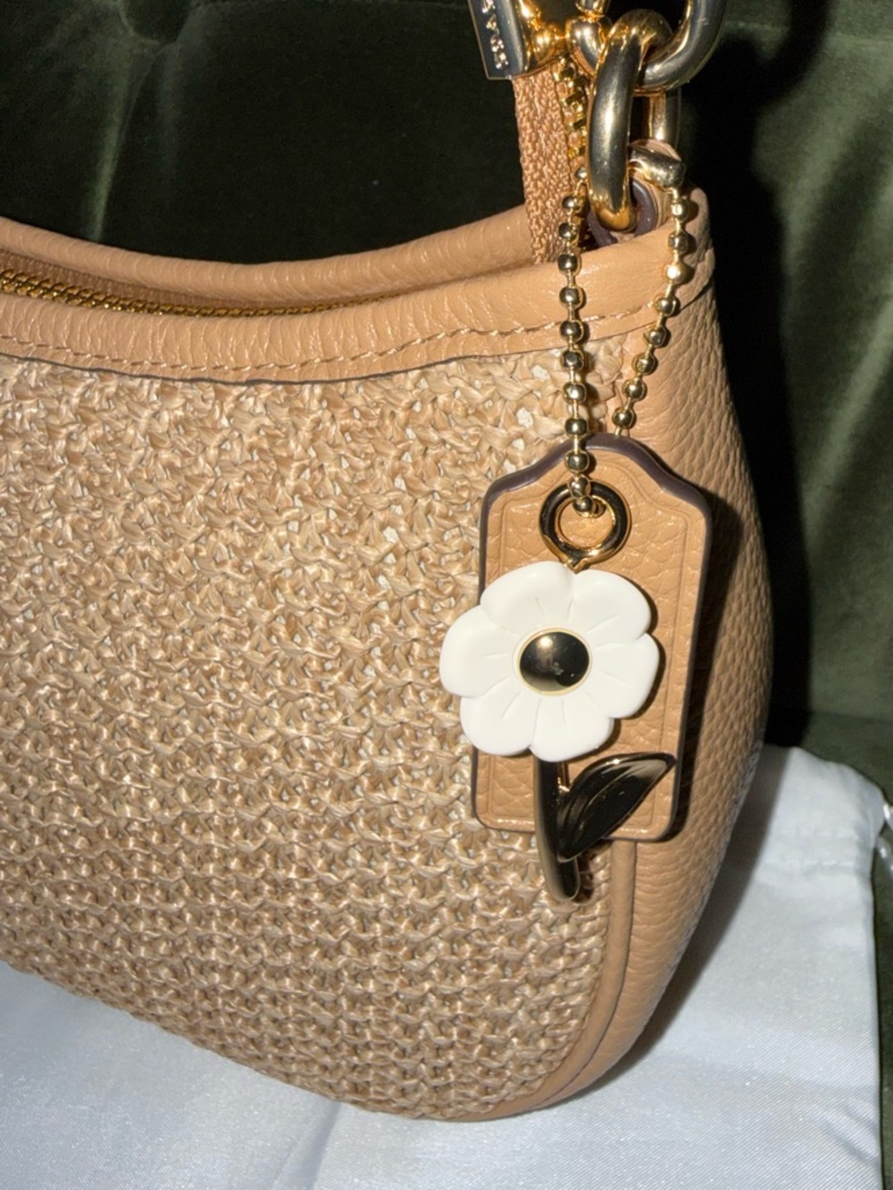 Coach Outlet Teri Shoulder Bag With sunflower Charm ☀️ - Picture 12 of 15